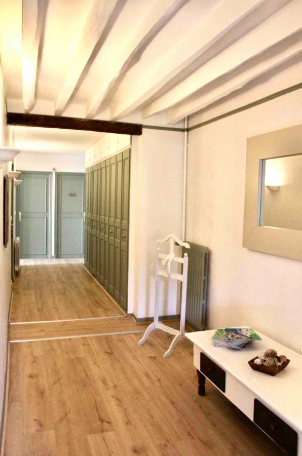 Chambres A La Maison Hermitage Aincourt Luaran gambar